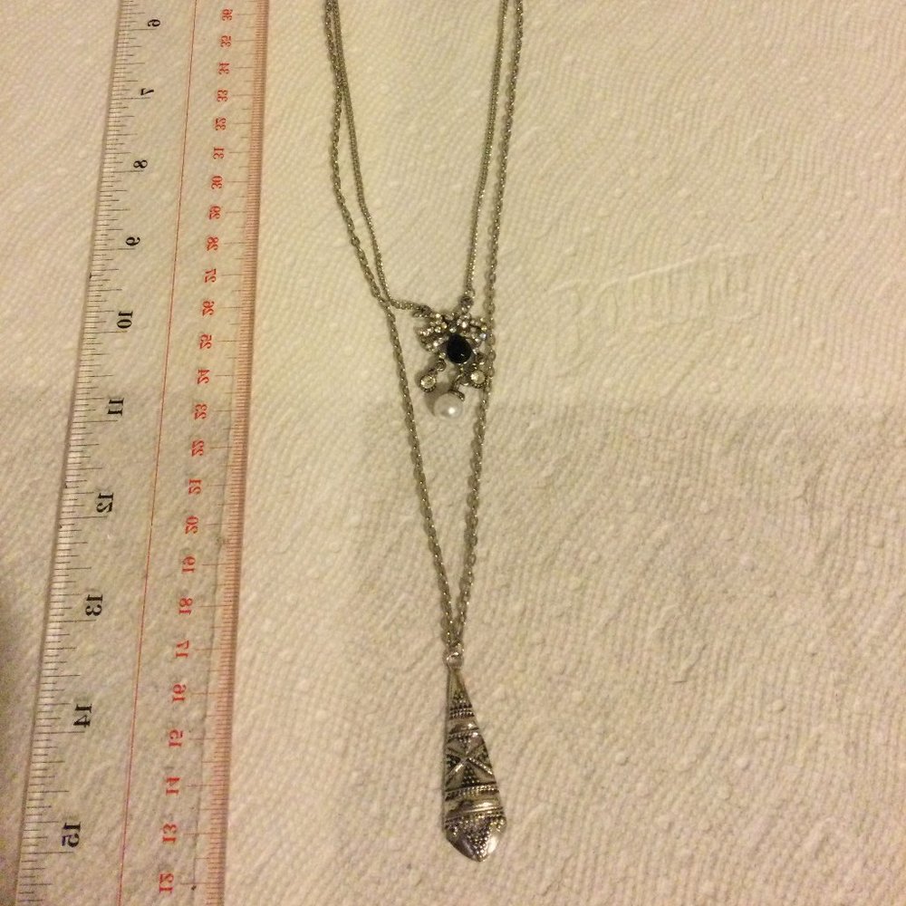 Women's necklace 2 layers pendants 23" long
